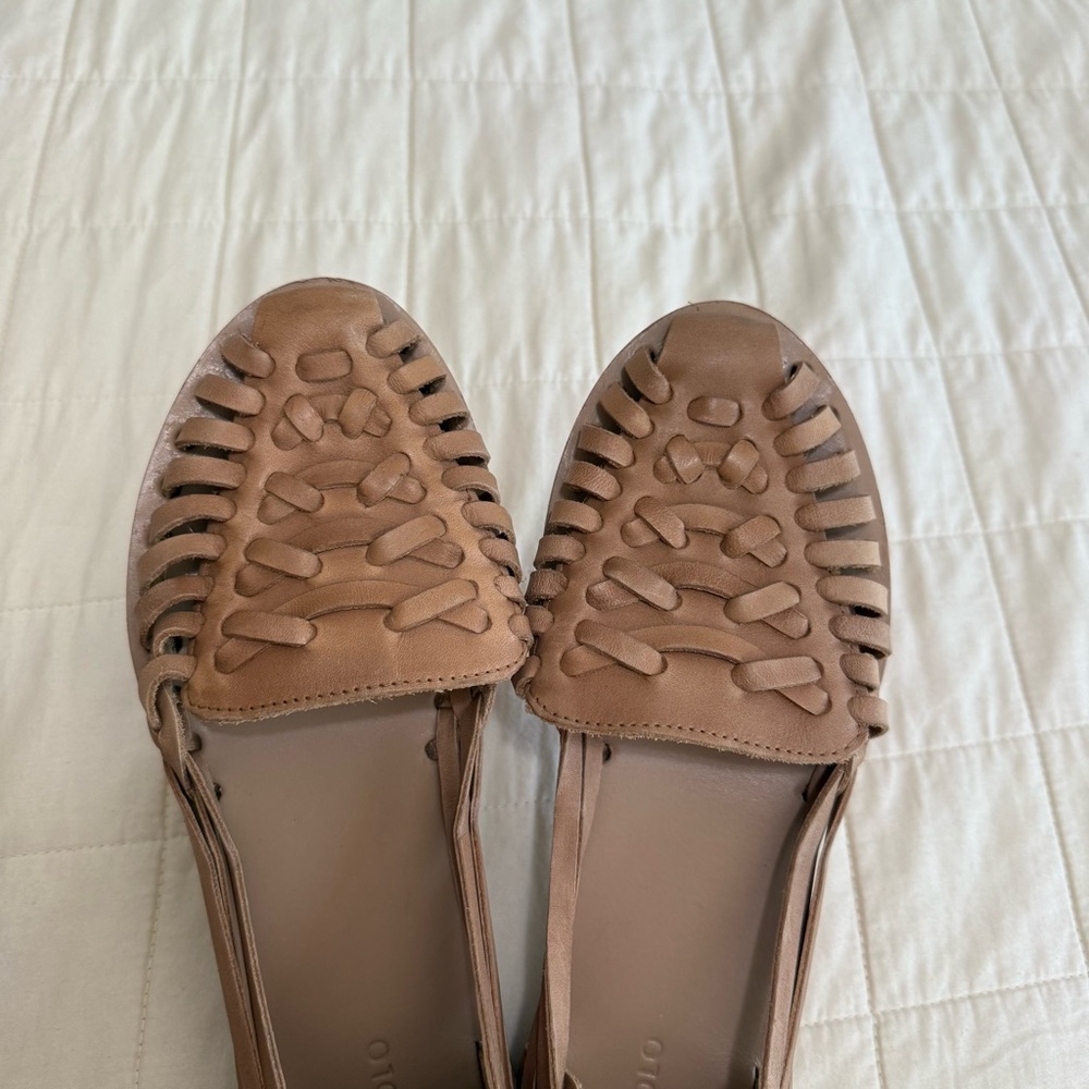 Nisolo Tan Leather Huarache Sandals - Picture 3 of 11